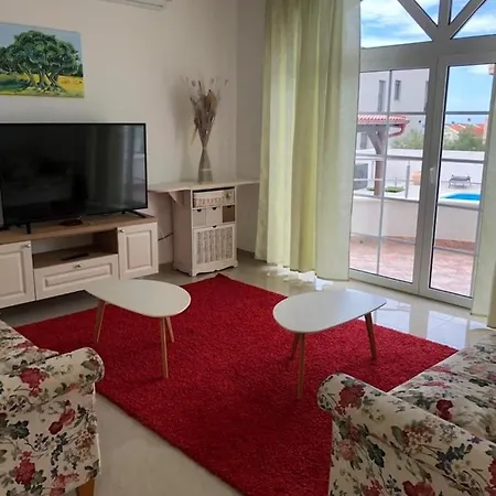 Luxury With A Swimming Pool Brodarica, - 18803 * Šibenik