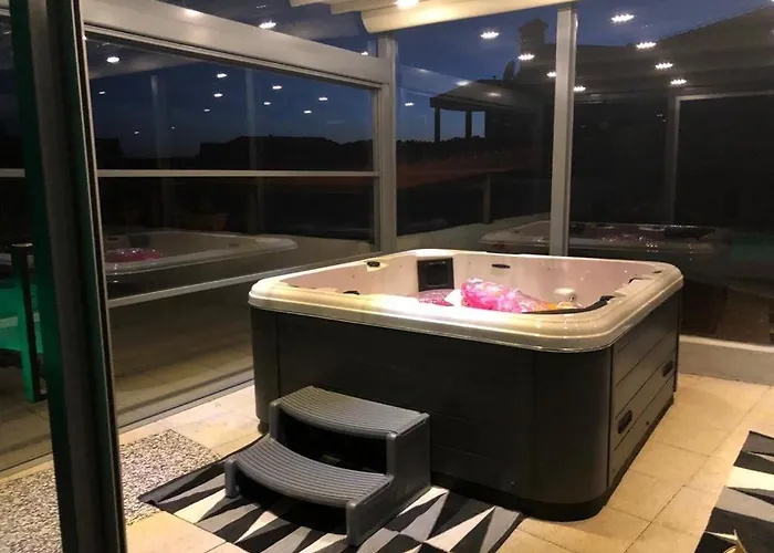 Vila Luxury With A Swimming Pool Brodarica, - 18803