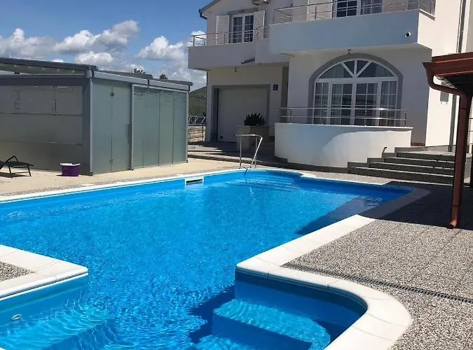 Villa Luxury With A Swimming Pool Brodarica, - 18803